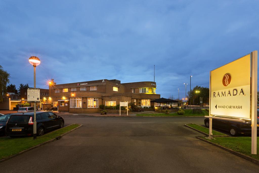 Ramada Hatfield Hatfield  Bagian luar foto