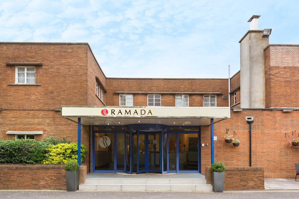 Ramada Hatfield Hatfield  Bagian luar foto